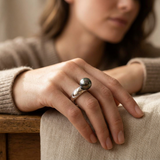Bague INFINITY | Or Blanc & Perle de Tahiti