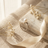 Bague ELISE | Or Blanc & Perle de Culture Blanche