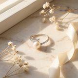 Bague ISODORA | Or Blanc, Diamants & Perle de Culture Blanche