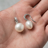 Boucles d'oreilles MOEA | Perles Blanches