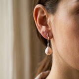 Boucles d'Oreilles TAHORA | Or Blanc & Perles de Culture Roses