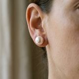 Puce d'oreilles en Or blanc - Perle de culture blanche 9-10 mm