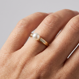 Bague ARIANE | Or Jaune, Diamants & Perle de Culture Blanche