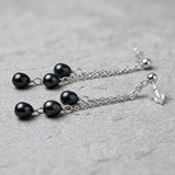 Boucles d'oreilles pendantes FAHINIA | Or Blanc & Perles de Culture Black Tahiti