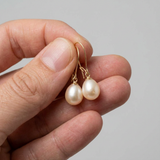 Boucles d'Oreilles TEHANI | Or Jaune & Perles de Culture Poire Roses